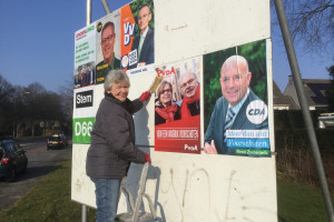 Ad en Marjolijn samen op poster PvdA Voorschoten