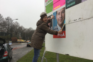 Verkiezingsposters PvdA zijn geplakt